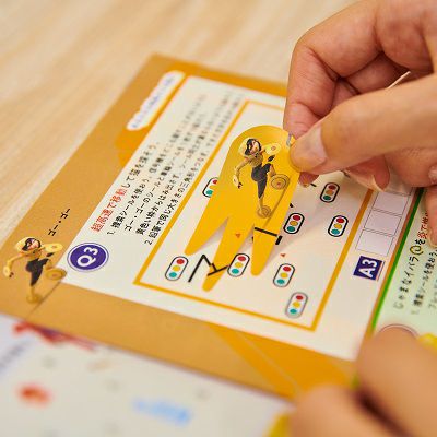 5分間リアル脱出ゲーム Disneyシールブックアドベンチャー Scrap Goods Shop